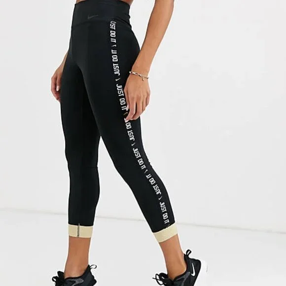 𝅺nike Bnwot Training Pants Sz Xsmall Gold Trim